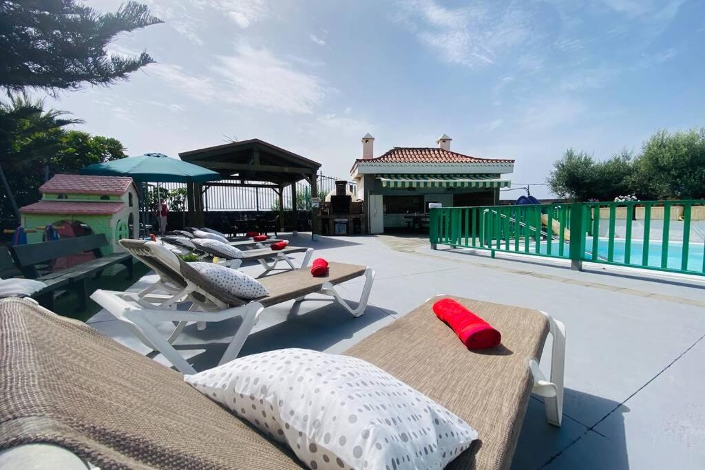 סאלוברה 2 Apartments With Private Pool At Villa Diaz Aleman מראה חיצוני תמונה