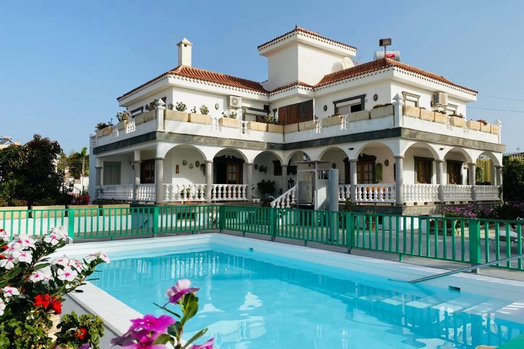 סאלוברה 2 Apartments With Private Pool At Villa Diaz Aleman מראה חיצוני תמונה